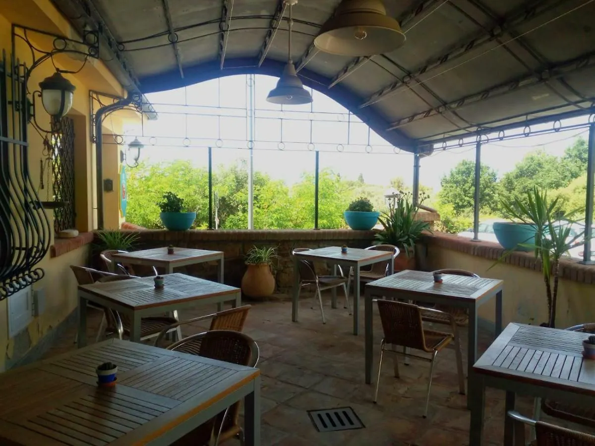 特拉罗 罗坎达米兰达旅馆酒店 3*,