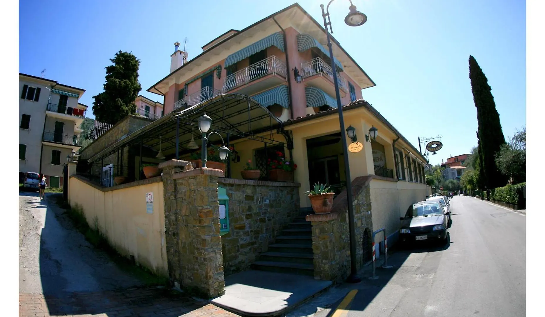 Locanda Miranda Tellaro 3*,